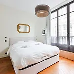 New Apartment 4 Star In Central Paris