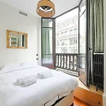 New Apartment 4 Star In Central Paris